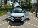 Peugeot 208 1.2 Puretech 75pk 2023 Wit, Auto's, Peugeot, Voorwielaandrijving, 74 pk, 1199 cc, Wit