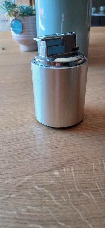 Koei Unitron piezo tafelaansteker  beschikbaar voor biedingen