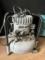 Jun-air fluisterstille compressor, Ophalen, 6 tot 10 bar, Zo goed als nieuw, Minder dan 200 liter/min
