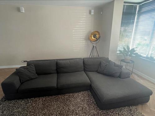 Modern bankstel met chaise longue, Huis en Inrichting, Banken | Sofa's en Chaises Longues, Zo goed als nieuw, Vierpersoons of meer