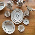 Wedgewood Stratford servies set, Ophalen