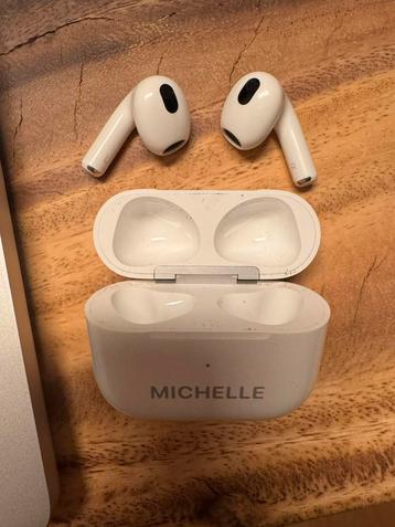 Apple AirPods 3e generatie beschikbaar voor biedingen
