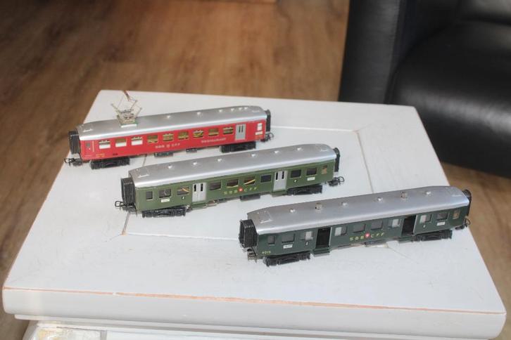 Märklin 4015,4038 EN 4035  SBB/CFF rijtuigen, Hobby en Vrije tijd, Modeltreinen | H0, Zo goed als nieuw, Wagon, Wisselstroom, Märklin