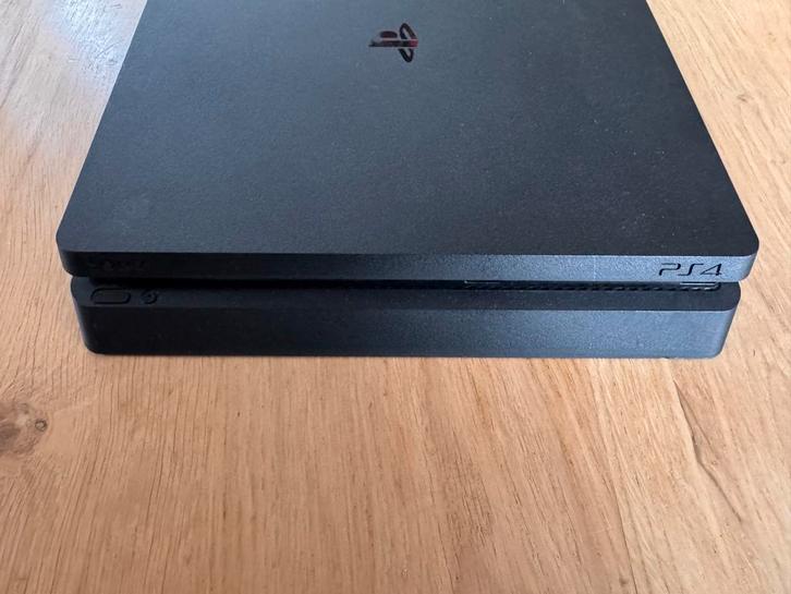Playstation 4 Slim 500GB, Spelcomputers en Games, Spelcomputers | Sony PlayStation 4, Zo goed als nieuw, Slim, 500 GB, Zonder controller