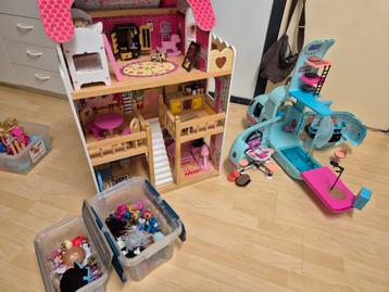 Poppenhuis- camper- POP UP store beschikbaar voor biedingen