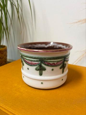 Mooie pot vintage bloempot plantenpot Strehla GDR keramiek beschikbaar voor biedingen