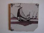 een antieke wandtegel met een zeilbootje, Antiek en Kunst, Ophalen of Verzenden