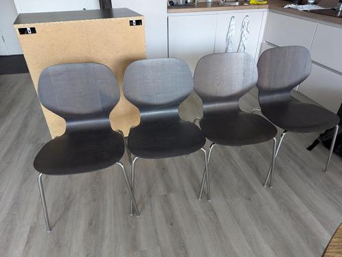 4x Ikeas SIGTRYGG SEAFAST dining chair, Huis en Inrichting, Stoelen, Gebruikt, Vier, Bruin, Ophalen