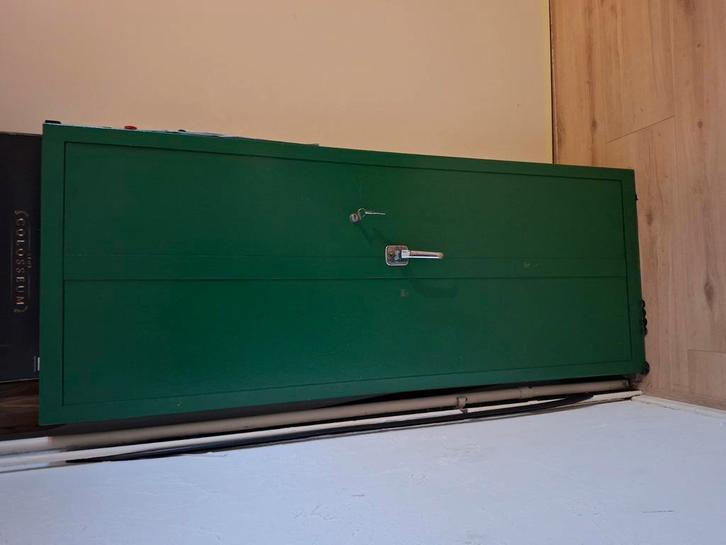 Zeer zware solide wapenkluis wapen locker kast schietsport, Huis en Inrichting, Kasten | Lockerkasten, Nieuw, Ophalen