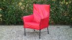 Montis Charly rood leren fauteuil met zwart frame., Minder dan 75 cm, Design, Leer, 50 tot 75 cm