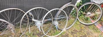 Voorwielen ( 28 inch) met rollerbrake beschikbaar voor biedingen