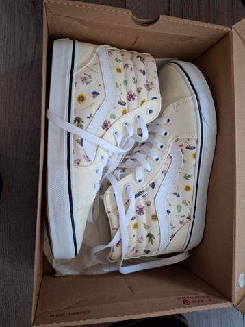 Nieuwe Vans maat 38  beschikbaar voor biedingen