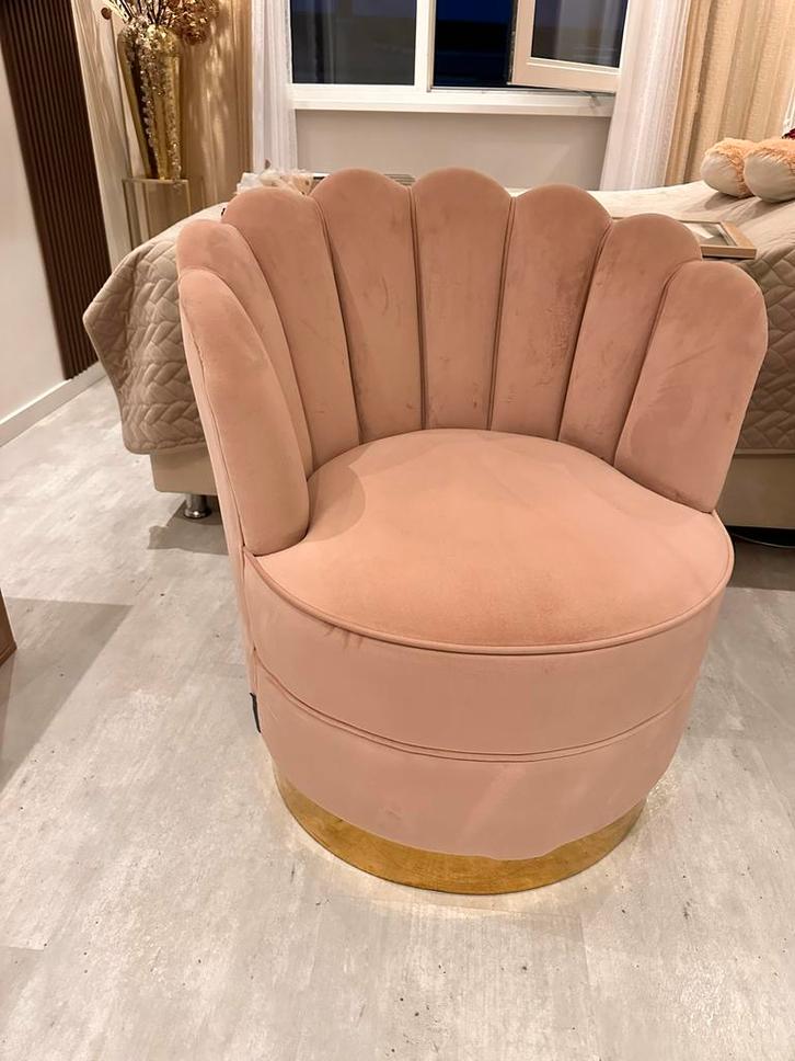 Schattige Roze Schelpstoel - Eyecatcher!, Antiek en Kunst, Antiek | Meubels | Stoelen en Banken, Ophalen of Verzenden