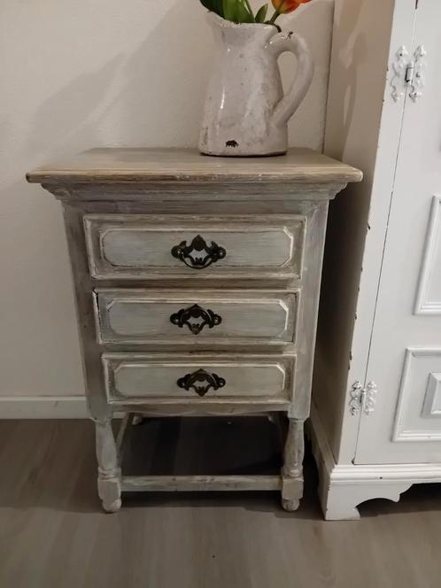 Ladekastje / Nachtkastje Brocante Stijl, Huis en Inrichting, Kasten | Ladekasten, Gebruikt, 25 tot 50 cm, Ophalen