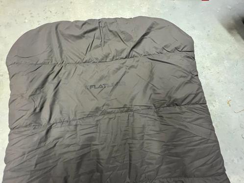 Fox Flatliner 6 legs 3 season sleepsystem, Watersport en Boten, Hengelsport | Karpervissen, Zo goed als nieuw, Complete set, Ophalen