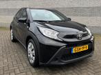 Toyota Aygo X 1.0 Vvt-i MT 72pk 2024 Zwart, Auto's, Toyota, Stof, Zwart, 920 kg, 4 stoelen