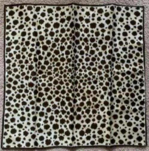 Bruin - beige doek, hoofddoek, sjaal, shawl, damessjaal, Kleding | Dames, Mutsen, Sjaals en Handschoenen, Zo goed als nieuw, Sjaal