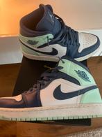 Jordan 1 blue mint maat 41, Jordan, Ophalen of Verzenden, Zo goed als nieuw, Sneakers of Gympen