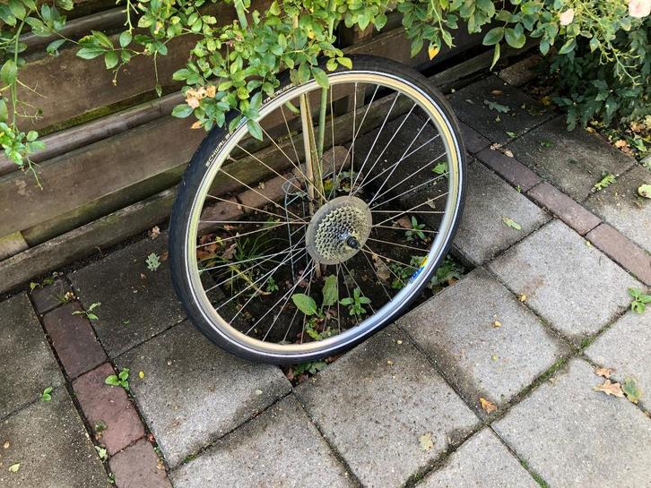 achterwiel 28 inch 9 cassette versnellingen - velgrem, Fietsen en Brommers, Fietsaccessoires | Overige Fietsaccessoires, Gebruikt