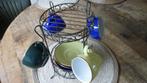 Brocante rek met oude kopjes, Ophalen of Verzenden