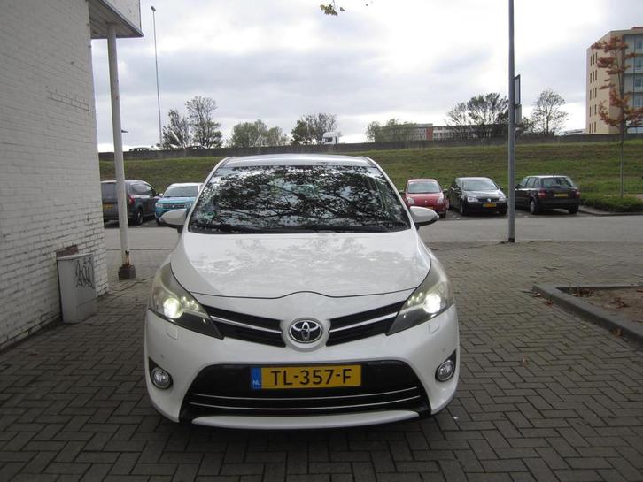 Toyota Verso 1.8 VVT-i Dynamic Business 7p., Auto's, Toyota, Bedrijf, Te koop, Verso, ABS, Achteruitrijcamera, Airbags, Airconditioning