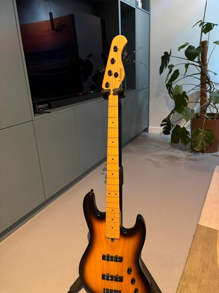 NYC Sadowsky basgitaar 4 snaar + drop D, Muziek en Instrumenten, Snaarinstrumenten | Gitaren | Bas, Zo goed als nieuw, Ophalen