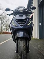 Piaggio zip sp e4, Fietsen en Brommers, Scooters | Piaggio, Ophalen, Zo goed als nieuw, Benzine, Zip