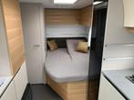 Adria Adora 522 UP LM velgen/Vloerverwarming, Rondzit, Bedrijf, Schokbreker, 5 tot 6 meter