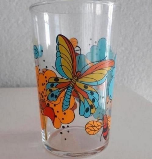 Glas met Bloemen en Insekten, Verzamelen, Glas en Borrelglaasjes, Zo goed als nieuw, Bierglas, Ophalen of Verzenden