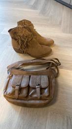 Dames larzen, Kleding | Dames, Schoenen, Ophalen of Verzenden, Zo goed als nieuw, Zwart, Sneakers of Gympen