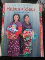 Saskia Laan - Haken en kleur, Breien en Haken, Saskia Laan; Claire Boeter, Ophalen of Verzenden, Zo goed als nieuw
