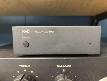NAD PP2i Phono Voorversterker  beschikbaar voor biedingen