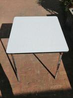 Retro / vintage formica campingtafel 55x55x75, Zo goed als nieuw, Campingtafel