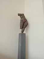 Bronzen torso van Gerard Engels op hardstenen sokkel, Antiek en Kunst, Ophalen of Verzenden