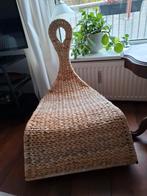 Puntgaaf rieten schommelstoel, Huis en Inrichting, Ophalen, Bruin, Riet of Rotan, Eén