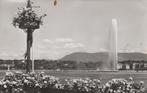 P828 oude ansichtkaart geneve Zwitserland 1957, Ophalen of Verzenden, 1940 tot 1960, Gelopen, Overig Europa