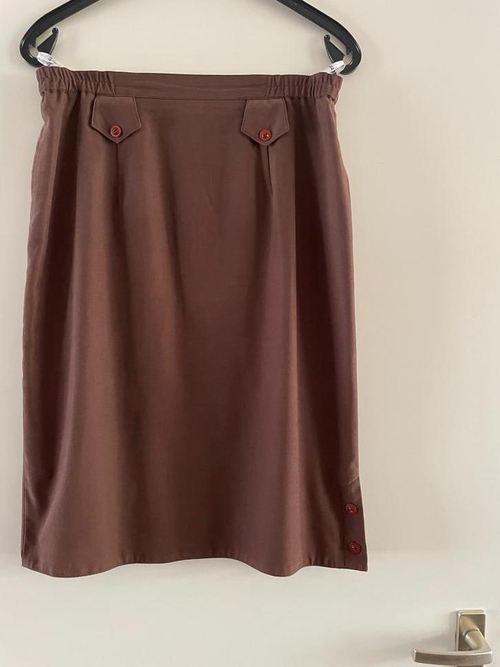 ZGAN Oscar B. Suede-achtige rok, bruin, maat 42/44, Kleding | Dames, Rokken, Zo goed als nieuw, Maat 42/44 (L), Bruin, Onder de knie