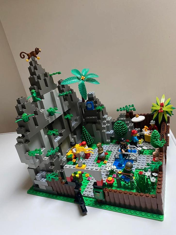 Rotstuin met …….,, Kinderen en Baby's, Speelgoed | Duplo en Lego, Gebruikt, Ophalen