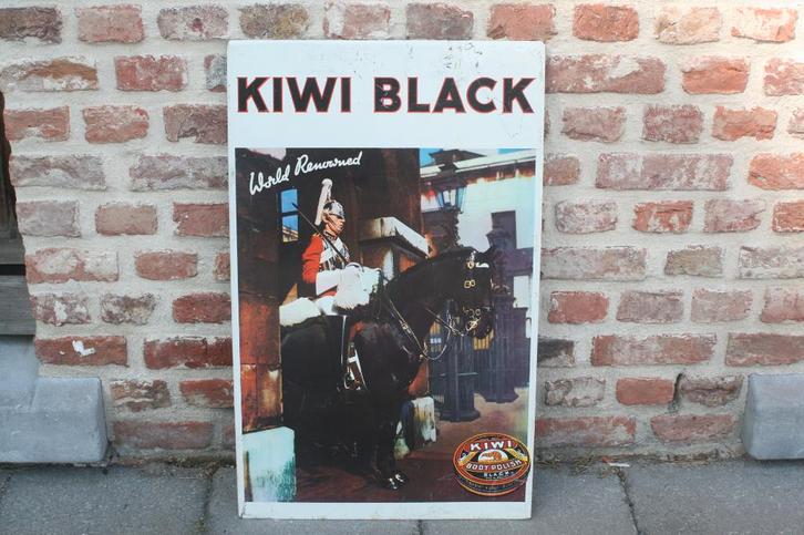 reclamebord Kiwi Black boot polish (jaren 70), Verzamelen, Merken en Reclamevoorwerpen, Gebruikt, Reclamebord, Ophalen of Verzenden