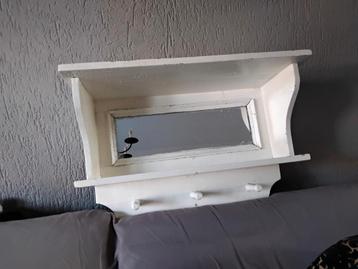 Vintage brocante regaal wandschap kapstok met spiegel beschikbaar voor biedingen