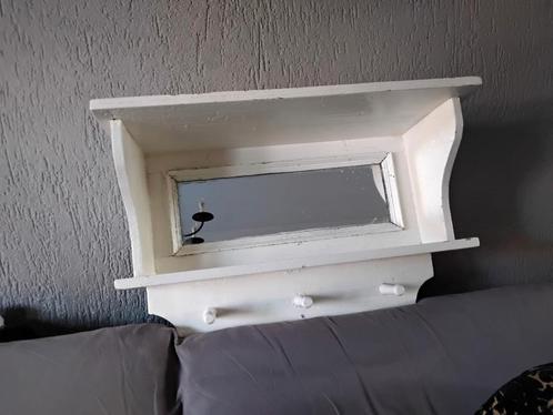 Vintage brocante regaal wandschap kapstok met spiegel, Huis en Inrichting, Woonaccessoires | Kapstokken, Wandkapstok, Minder dan 100 cm
