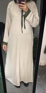 Beige Jurk met Capuchon, Ophalen, Beige, Maat 42/44 (L), Zo goed als nieuw