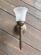 Wandlamp van messing & geslepen glas, vintage / brocante, Huis en Inrichting, Lampen | Wandlampen, Ophalen of Verzenden, Zo goed als nieuw