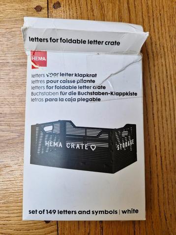 Letters voor HEMA Vouwkrat beschikbaar voor biedingen