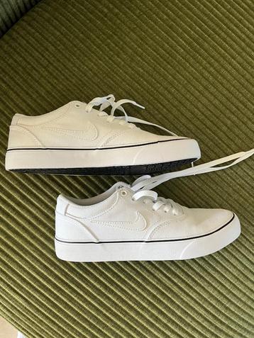 NIEUW Nike SB Chron 2 unisex - sneakers laag - wit - maat 38 beschikbaar voor biedingen