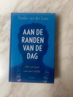 Aan de randen van de dag hardcover - Femke van der Laan, Ophalen of Verzenden, Zo goed als nieuw, Overige