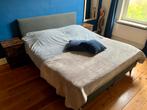 GRATIS: Boxsprings met hoofdbord en nachtkastjes, Huis en Inrichting, Slaapkamer | Boxsprings, Ophalen, Zo goed als nieuw, Tweepersoons
