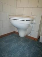 Plieger wand closet, Doe-het-zelf en Verbouw, Sanitair, Ophalen, Zo goed als nieuw, Steen, Toilet