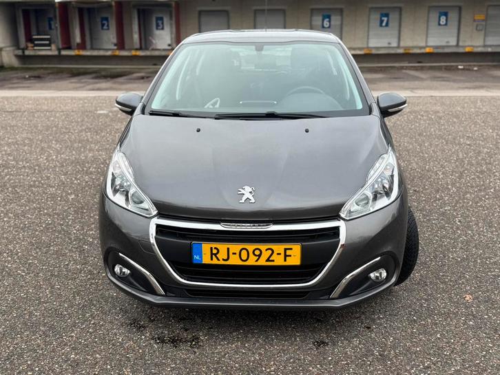 Peugeot 208 1.2 VTI 60KW/82PK 5-D 2017 Grijs, Auto's, Peugeot, Particulier, ABS, Achteruitrijcamera, Airbags, Airconditioning