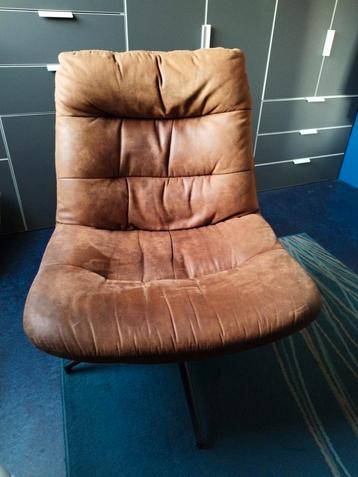 Fauteuil beschikbaar voor biedingen